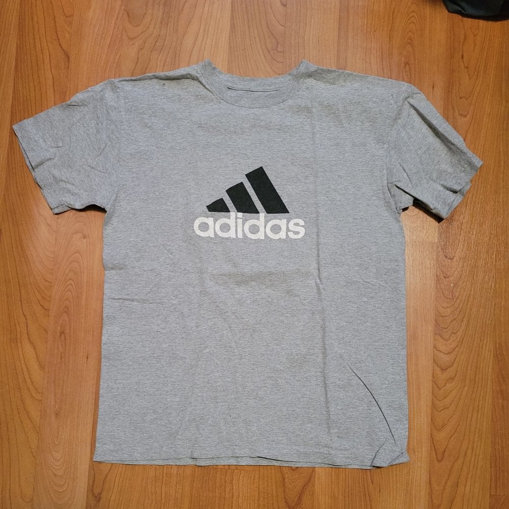 Comfy gray cotton Adidas t-shirt  - Medium